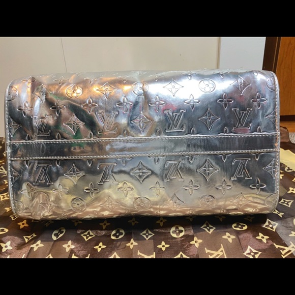 🔥SOLD 1️⃣6️⃣0️⃣0️⃣ Authentic Louis Vuitton Miroir Speedy 30 Bag🔥 - Picture 16 of 16